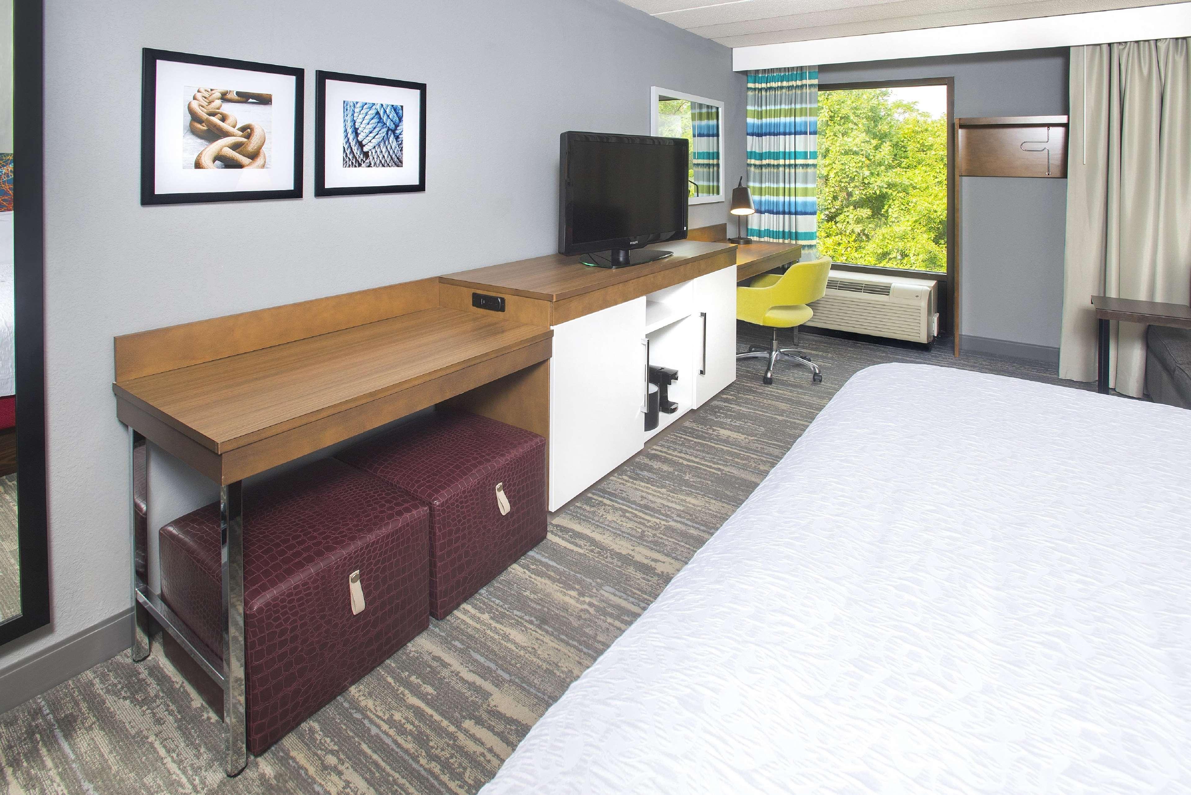 Hampton Inn & Suites Анаполис Екстериор снимка