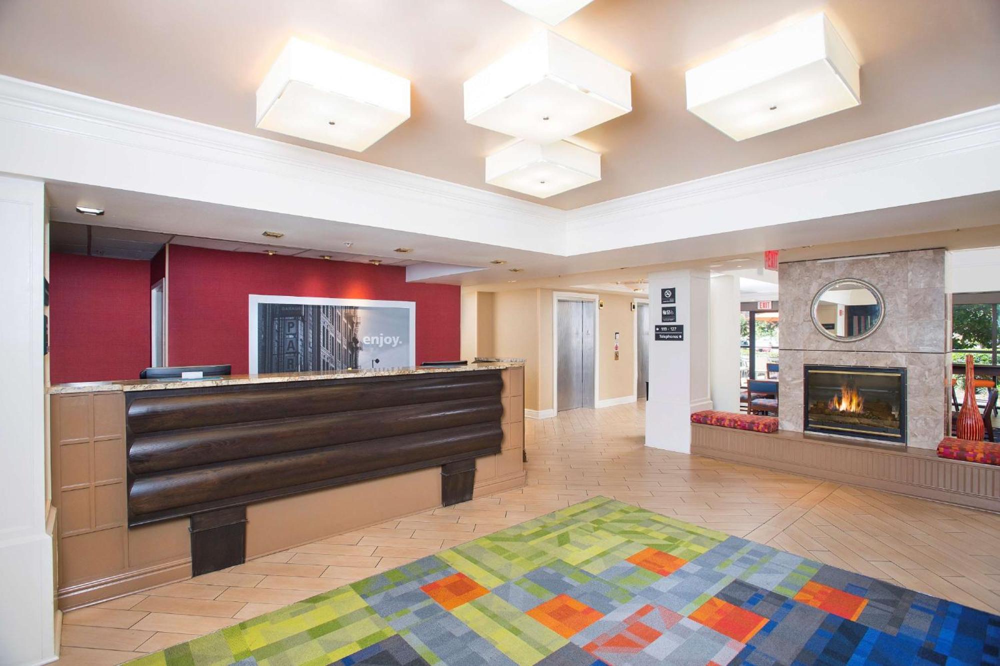 Hampton Inn & Suites Анаполис Екстериор снимка